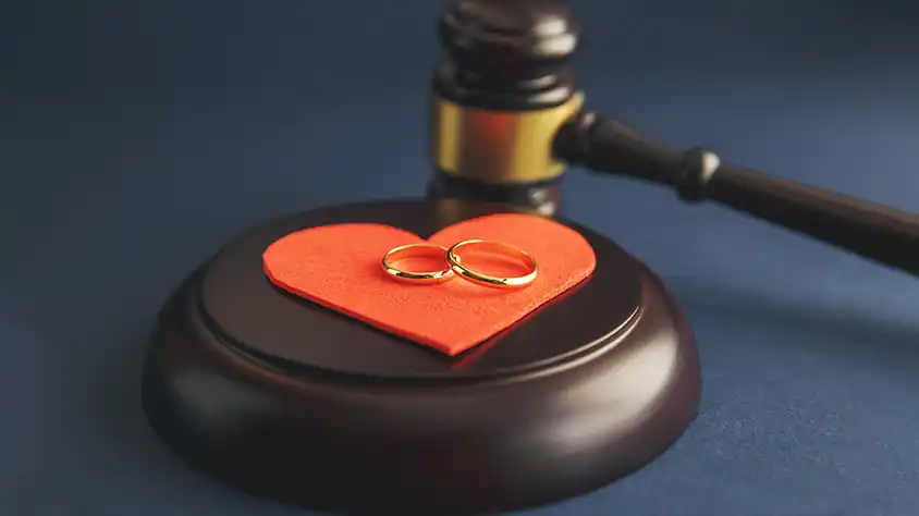 عدم رعایت قانون کارگزاری ازدواج در روند ویزای نامزدی آمریکا