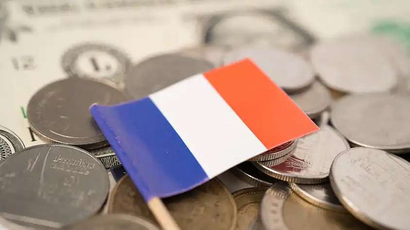 تمکن مالی برای ویزای توریستی فرانسه